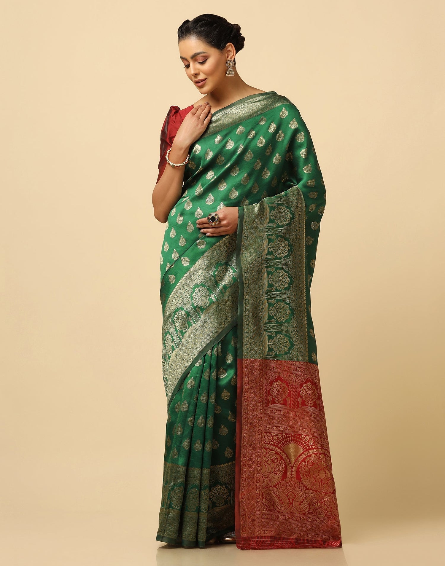 Green And Golden Silk Jacquard Saree | Leemboodi