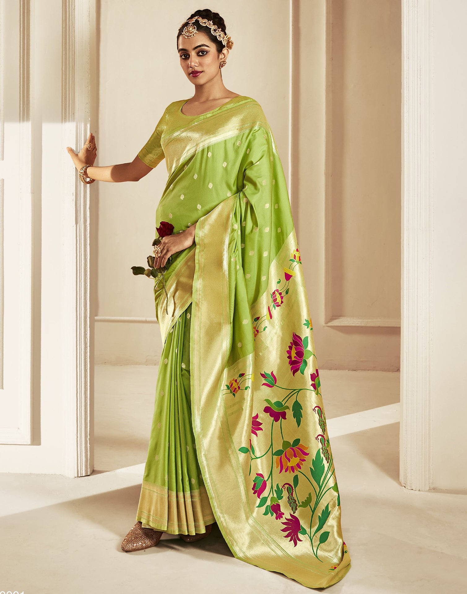 Buy online Women Green Paithani Saree With Blouse from ethnic wear for  Women by Riwazo for ₹3399 at 60% off | 2024 Limeroad.com