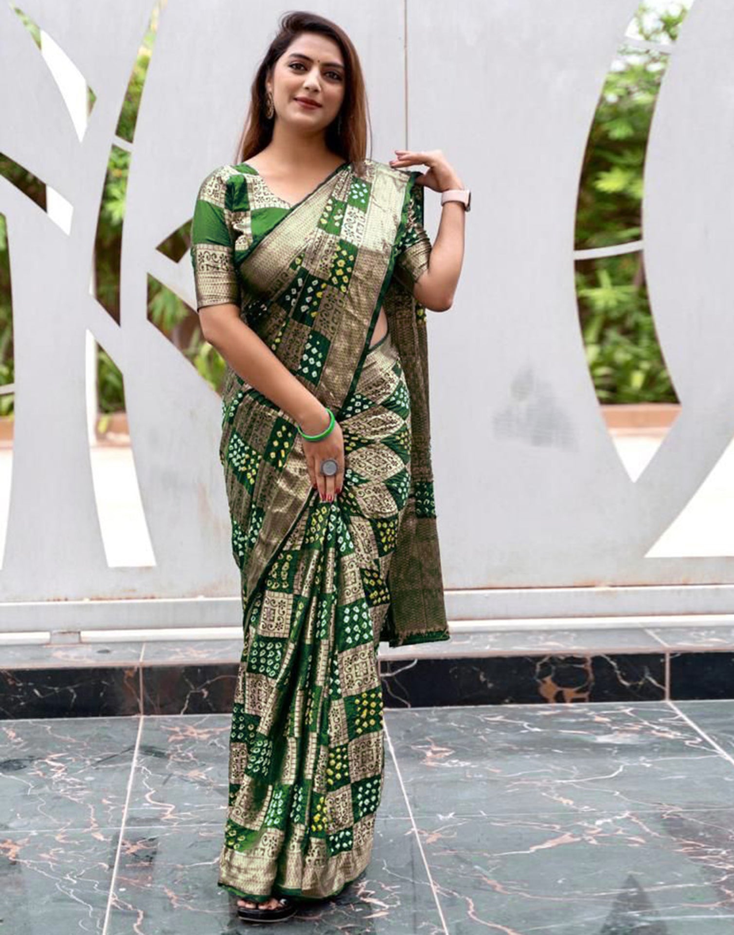 Dark Green Banarasi Silk Saree With Blouse Latest 4066SR17