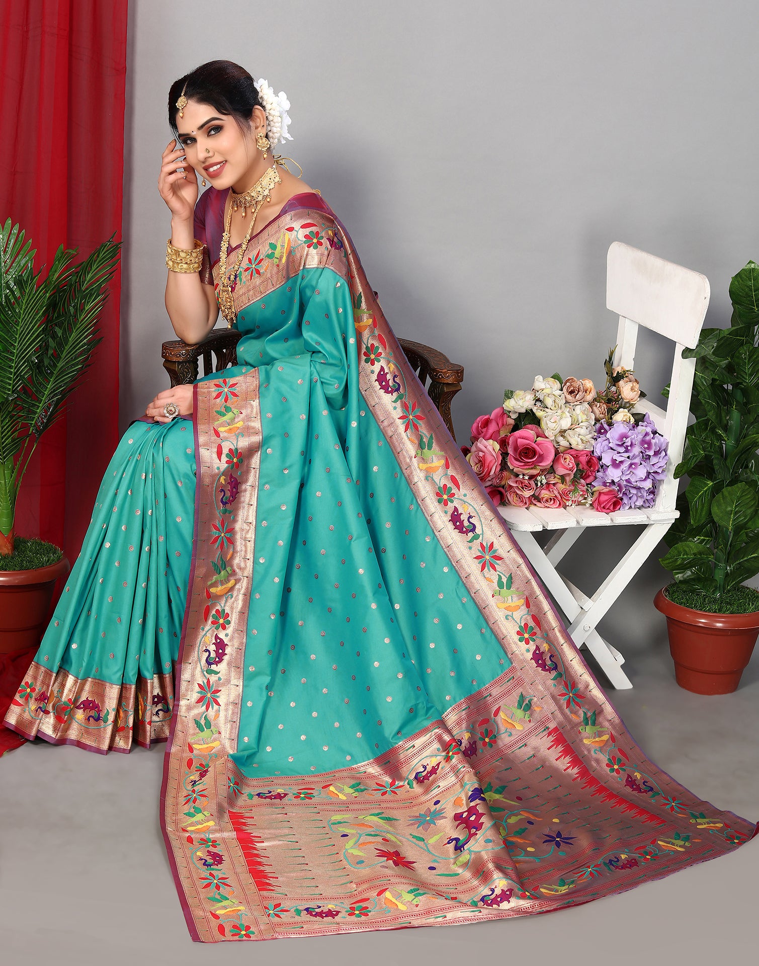 Buy Green Sarees for Women by HOUSE OF BEGUM Online | Ajio.com