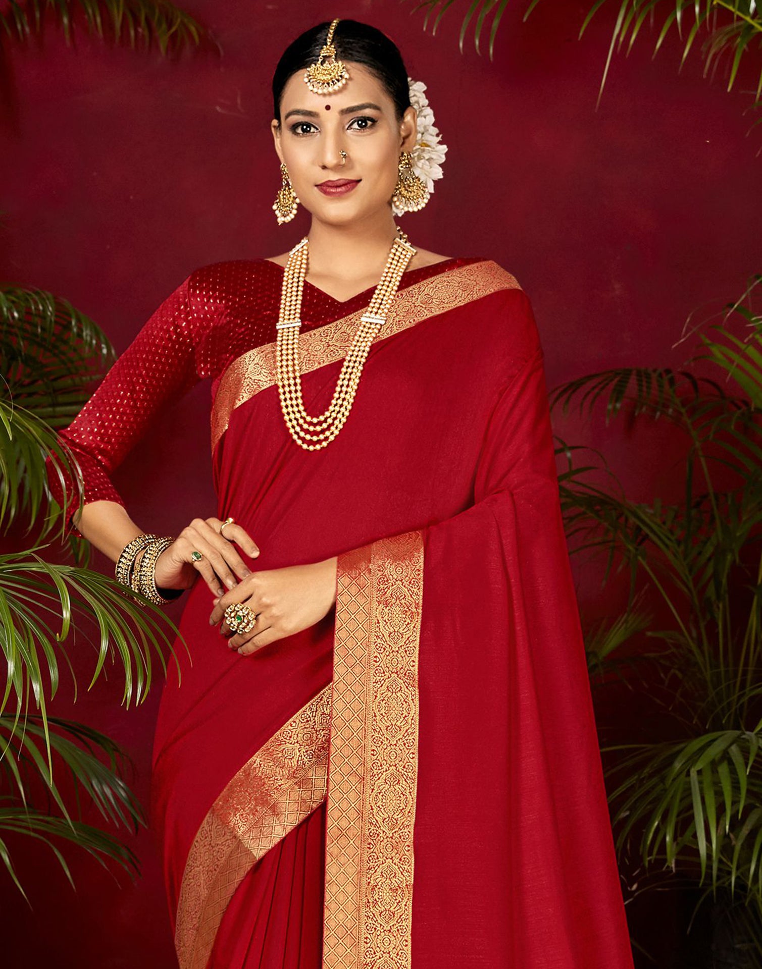 Manglagiri pattu big kanchi border plain saree – www.vannamayil.com