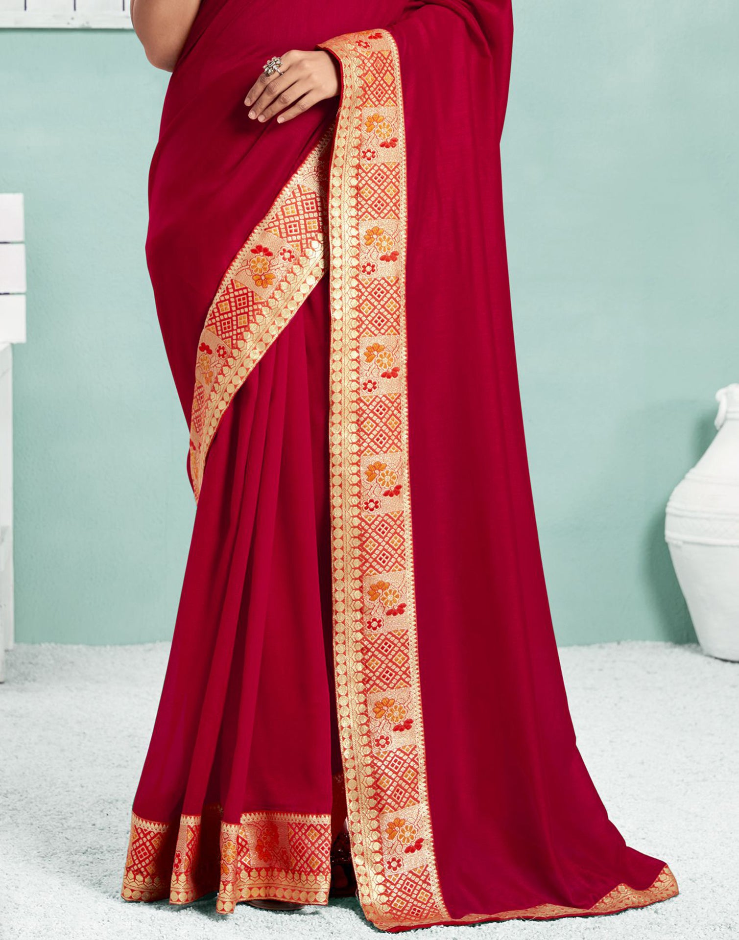 Red Plain Silk Saree | Leemboodi