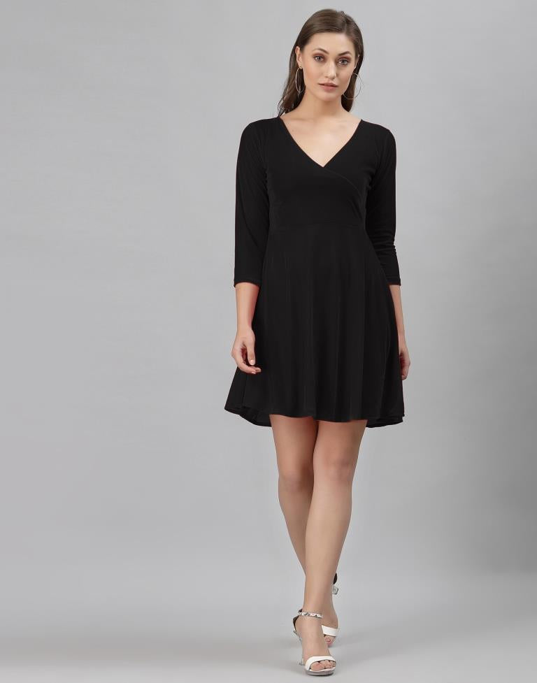 Black Coloured Velvet Lycra Plain Dress | Leemboodi
