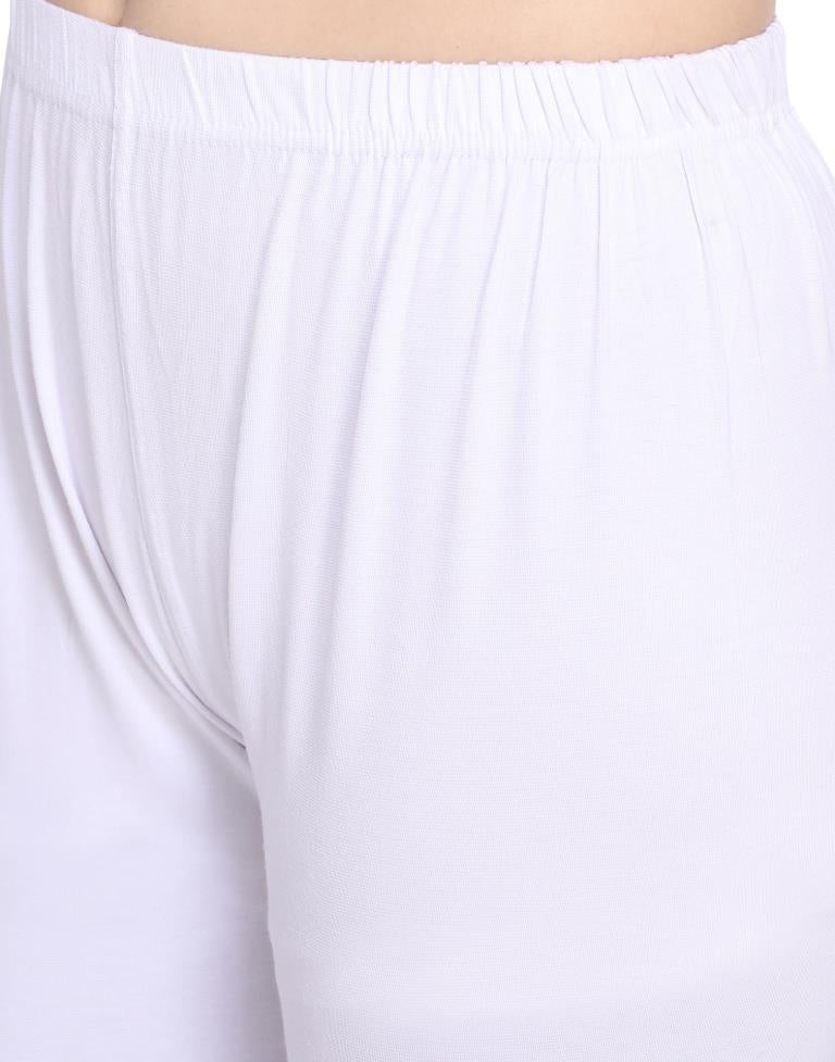 Brilliant White Coloured Plain Cotton Leggings | Leemboodi