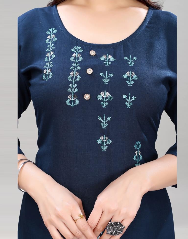 Blue Embroidered Kurti | Leemboodi