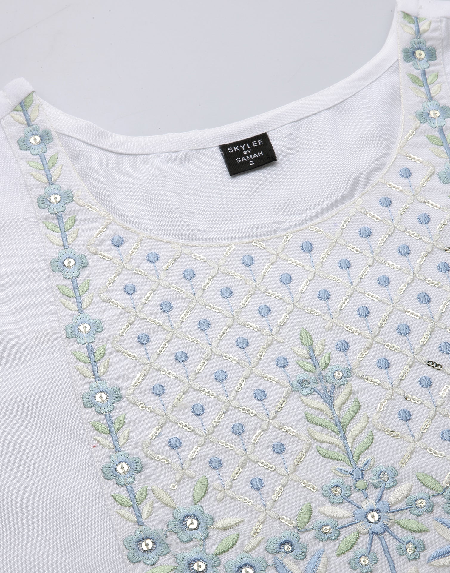 White Embroidery Kurta | Leemboodi