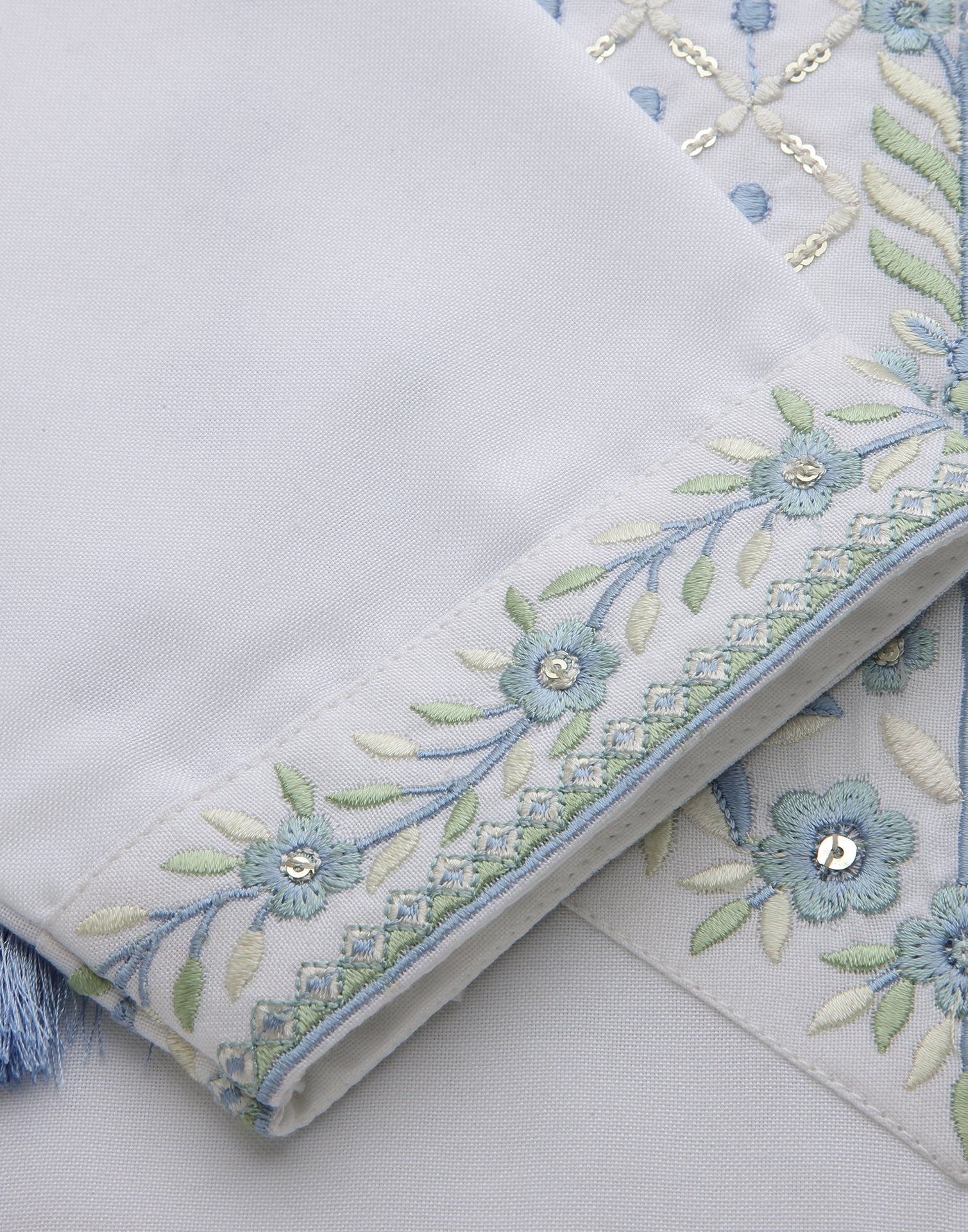 White Embroidery Kurta | Leemboodi