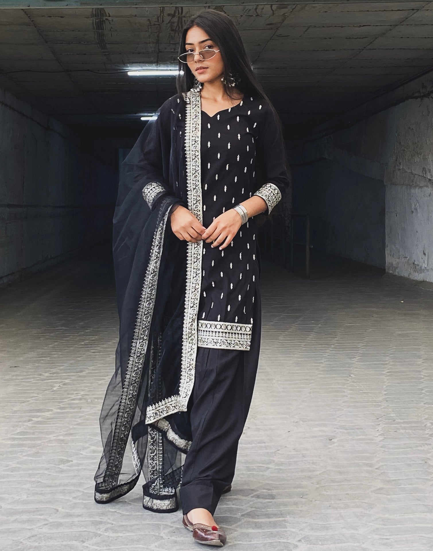 Embroidered Art Silk Punjabi Suit in Black : KCH6033