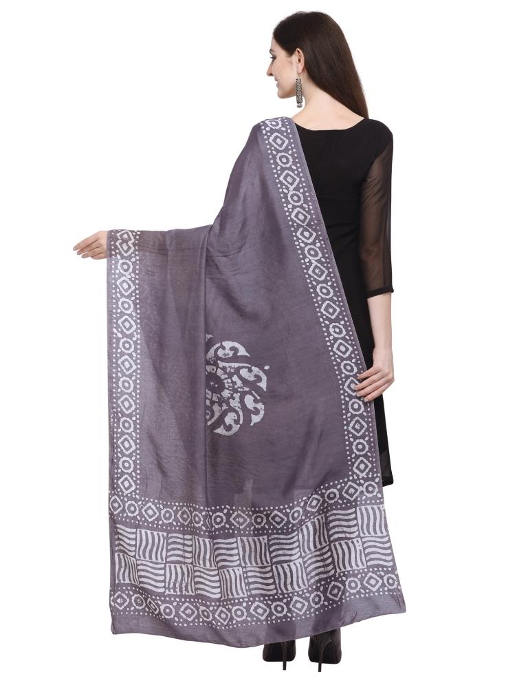 Glorious Grey Coloured Poly Cotton Batik Printed Dupatta | Leemboodi