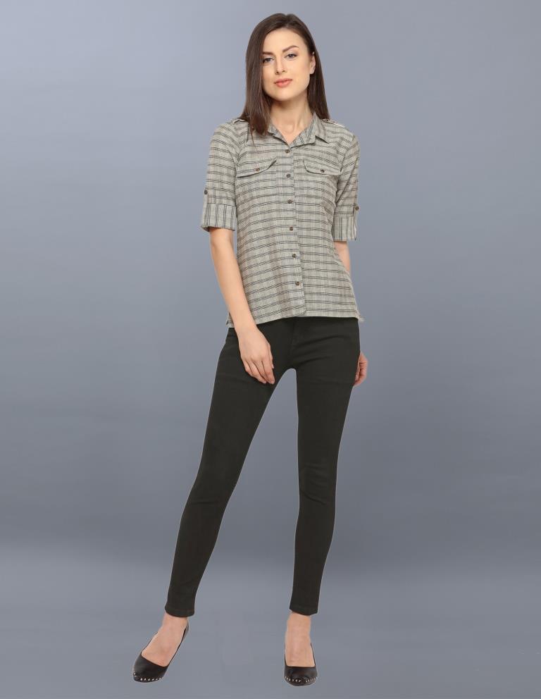 Favourable Grey Coloured Woven Checks Cotton Shirt | Leemboodi