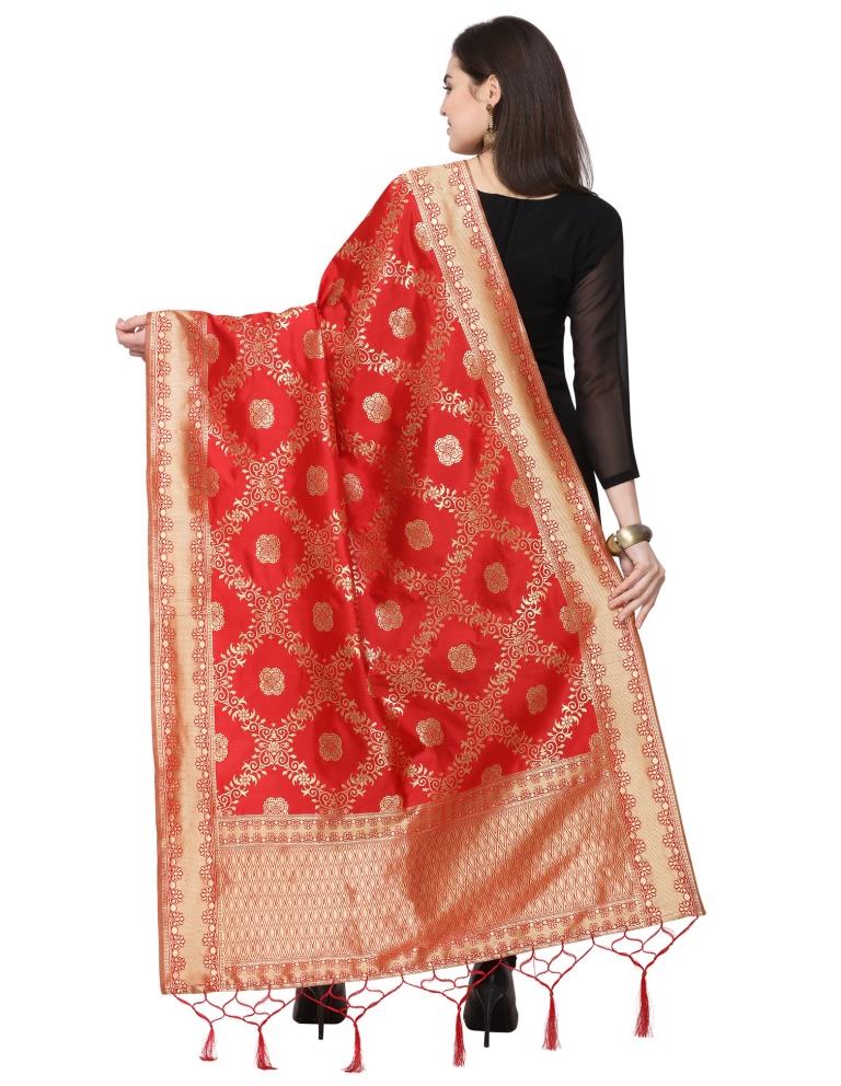 Engrossing Red Coloured Poly Silk Jacquard Banarasi Dupatta | Leemboodi
