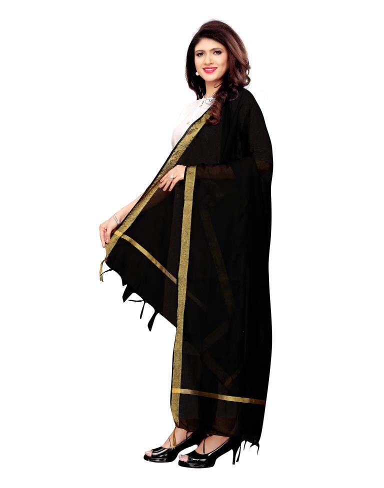 Delightful Black Coloured Cotton Silk Dyed Dupatta | Leemboodi