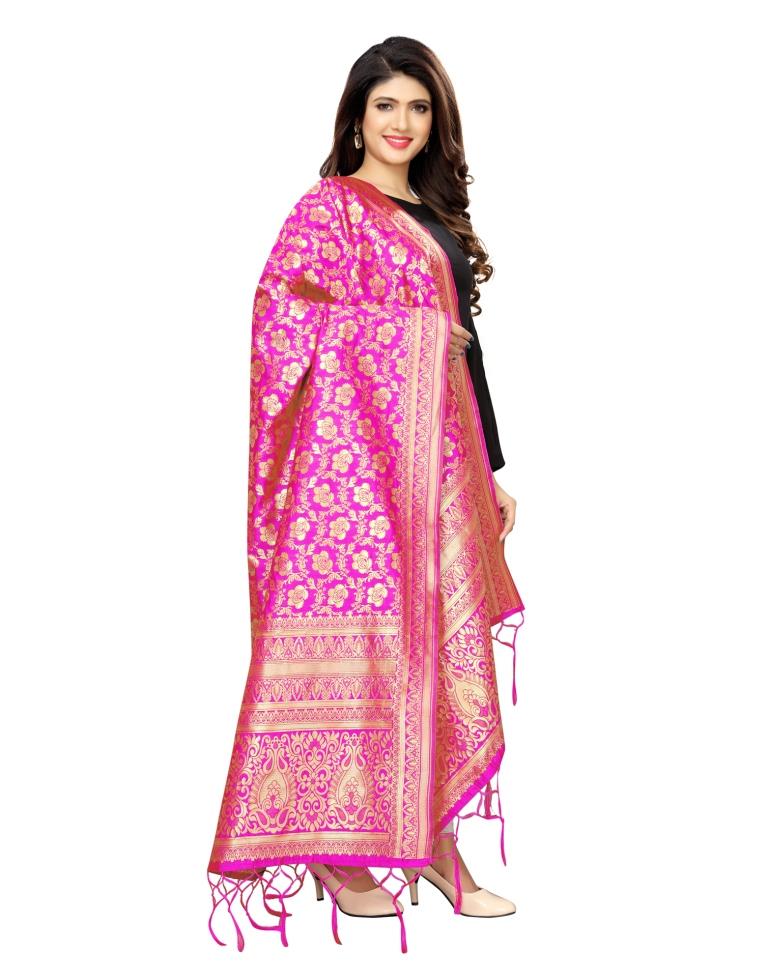 Voguish Pink Coloured Poly Silk Jacquard Banarasi Dupatta | Leemboodi