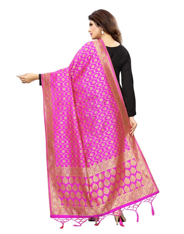 Captivating Pink Coloured Poly Silk Jacquard Banarasi Dupatta | Leemboodi