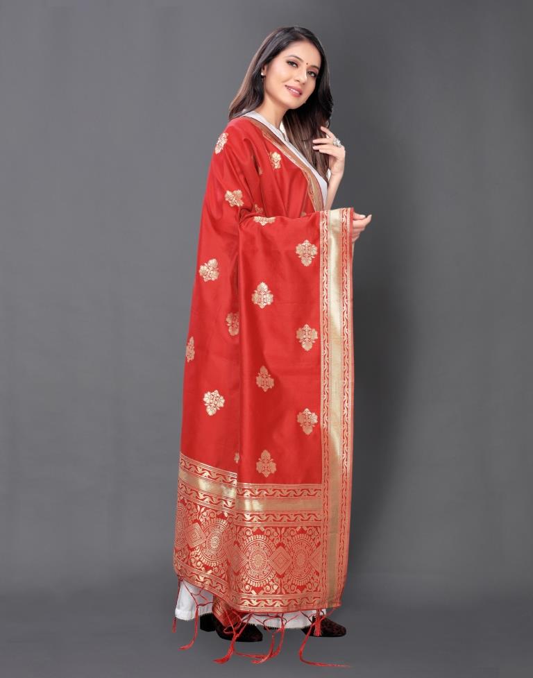 Engrossing Red Coloured Poly Silk Jacquard Dupatta | Leemboodi