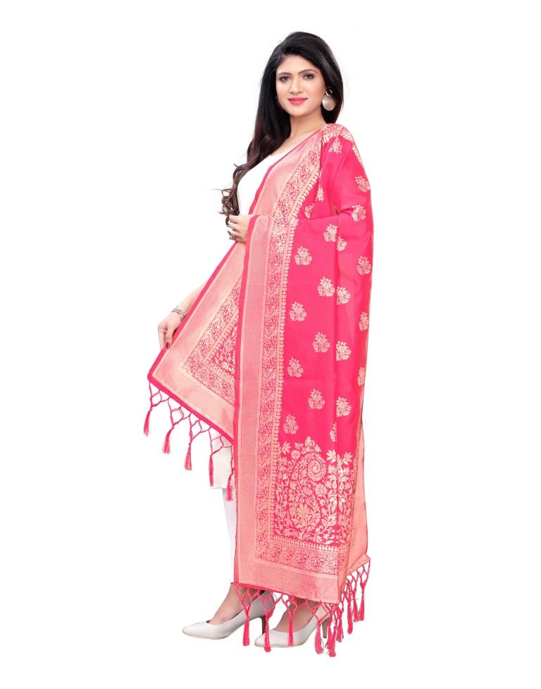 Dashing Pink Coloured Poly Silk Jacquard Dupatta | Leemboodi