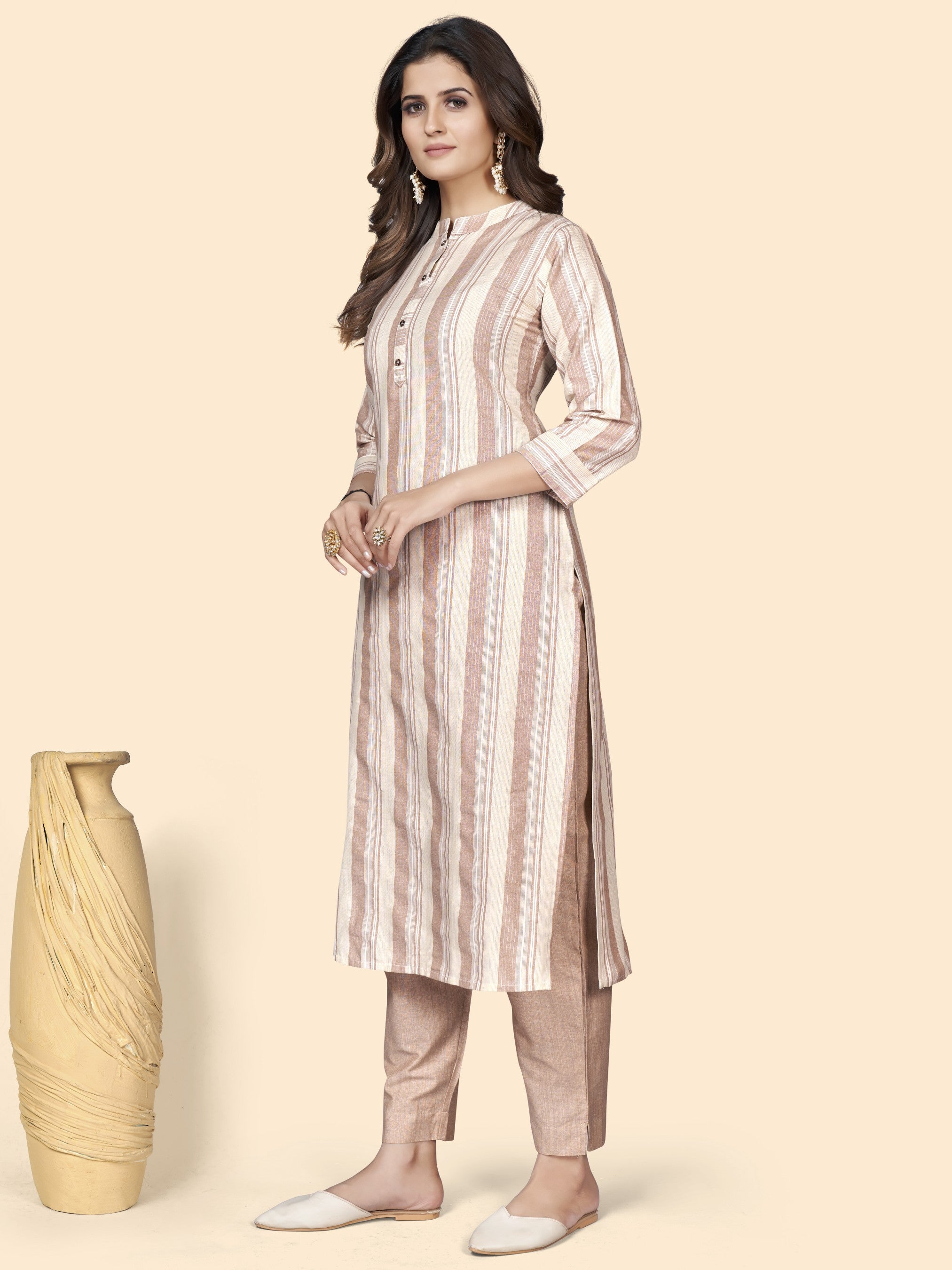 Brown Cotton Blend Straight Kurta With Pant | Leemboodi