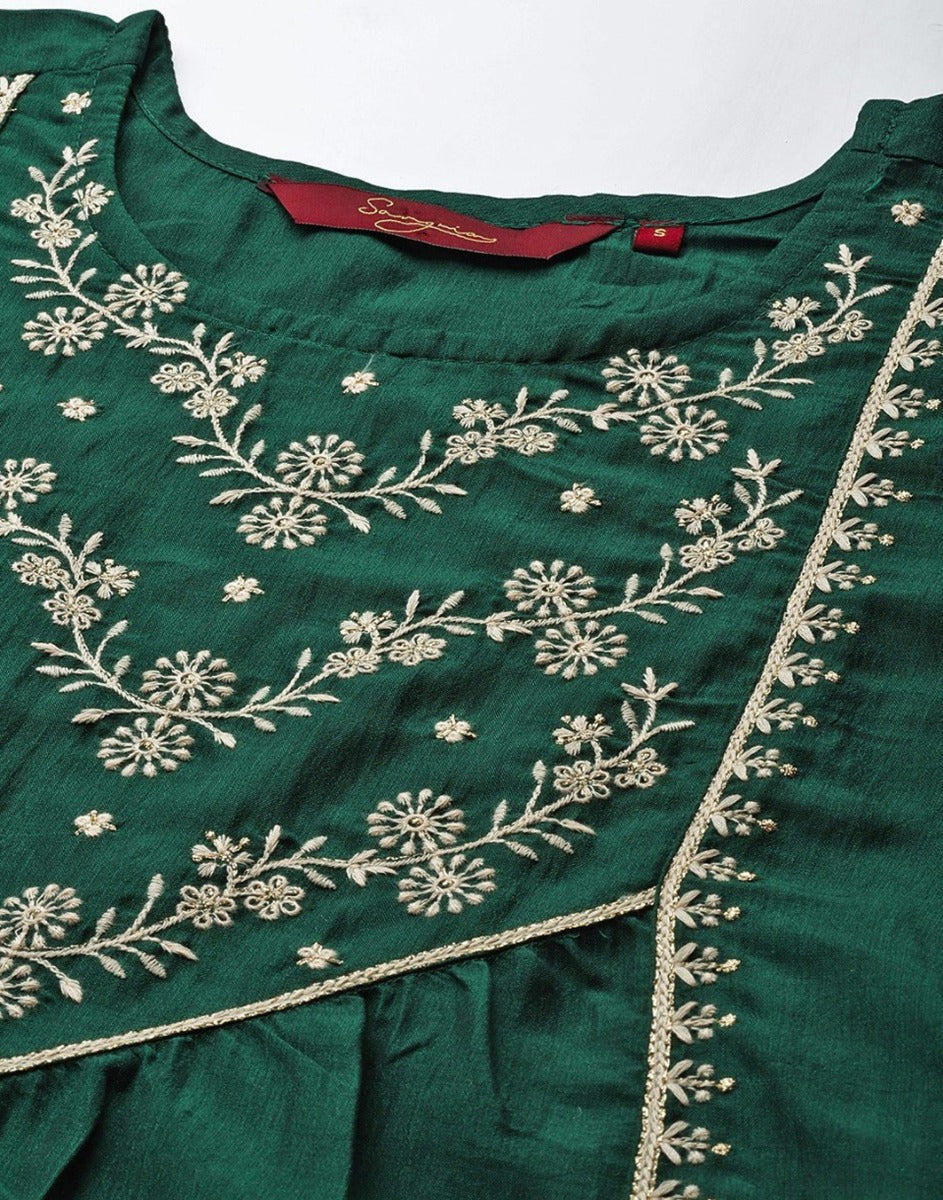 Dark Green Embroidered Short Top | Leemboodi